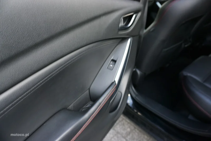 Mazda 6 12