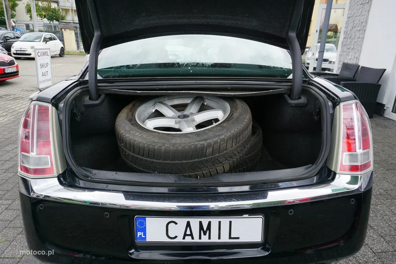 Lancia Thema 16