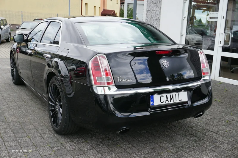 Lancia Thema 6