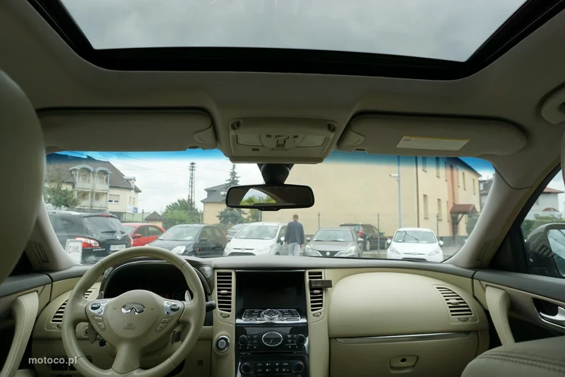 Infiniti FX 16