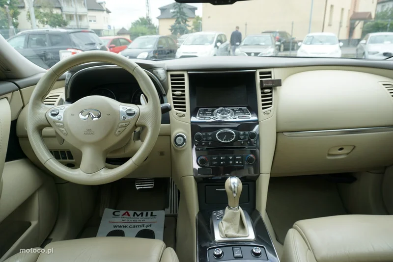 Infiniti FX 18