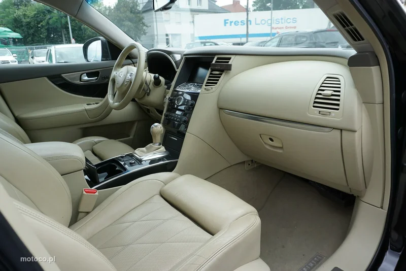 Infiniti FX 26