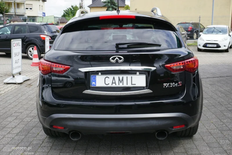 Infiniti FX 5