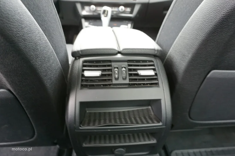 BMW Seria 5 F10 518 14