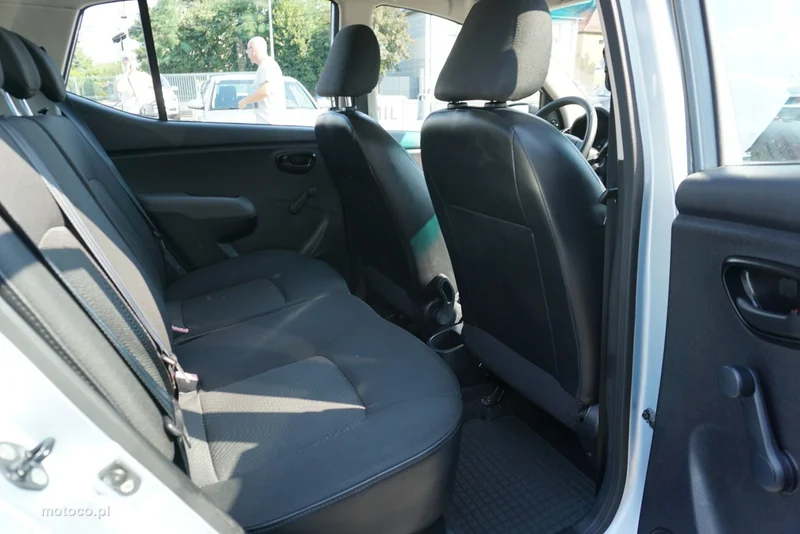 Hyundai i10 19