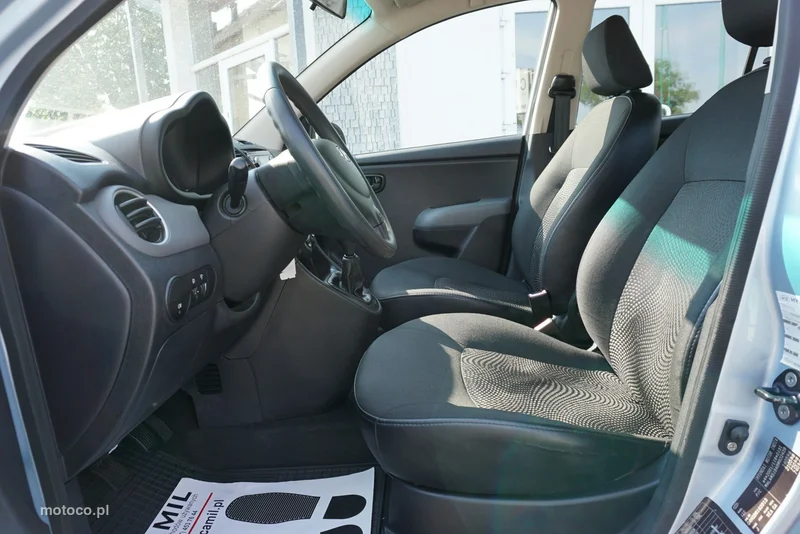Hyundai i10 9