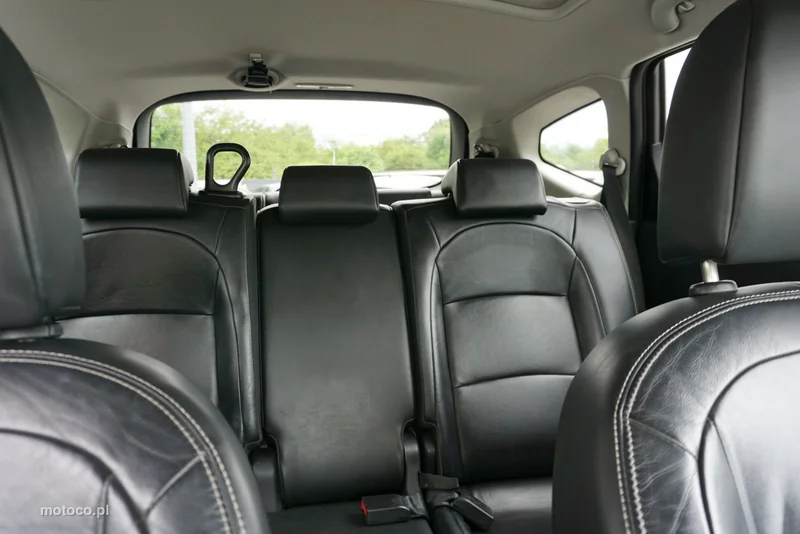 Nissan Qashqai+2 25