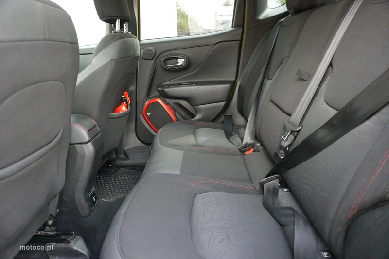 Jeep Renegade 17