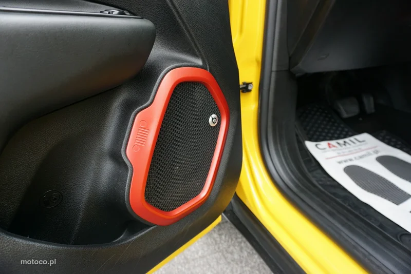 Jeep Renegade 14
