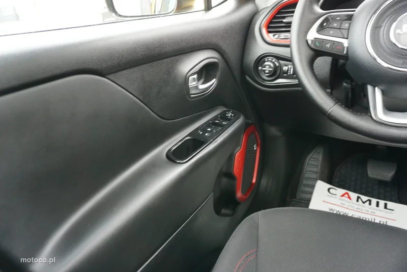Jeep Renegade 23