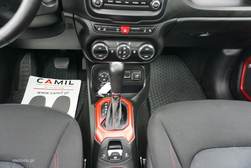 Jeep Renegade 26