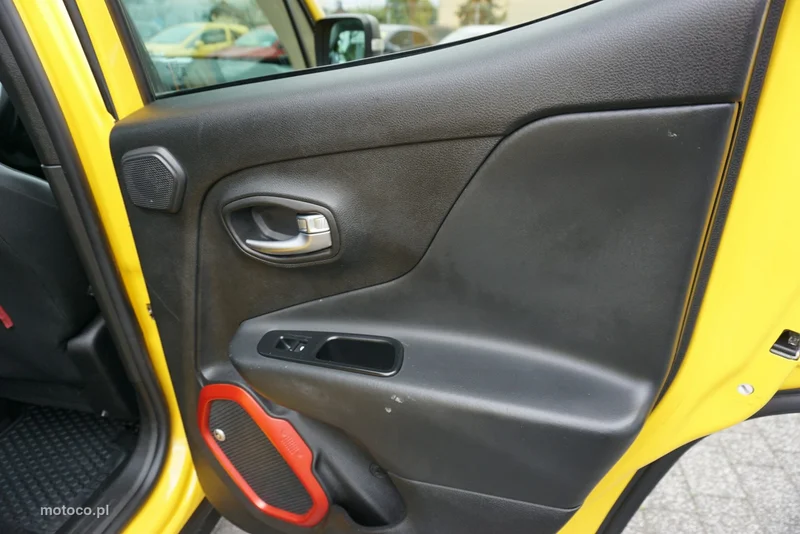 Jeep Renegade 43