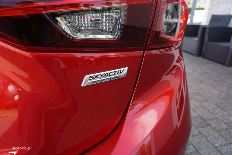 Mazda 3 16