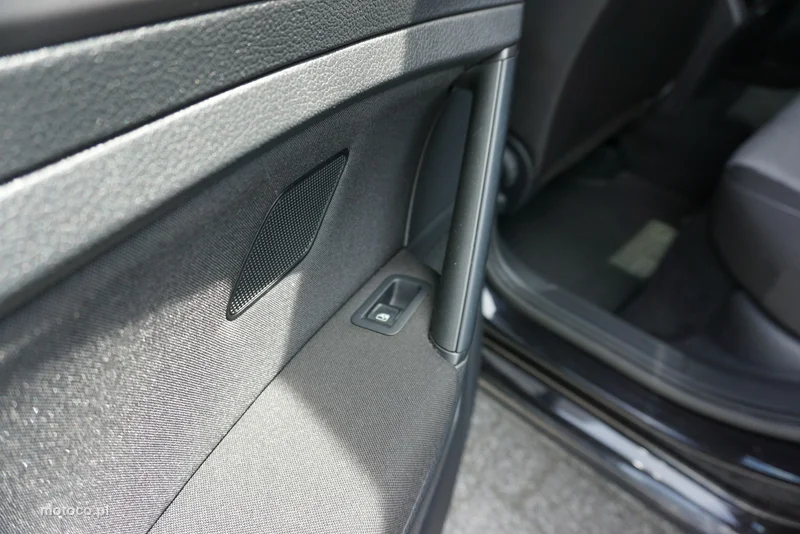 Volkswagen Golf VII 12