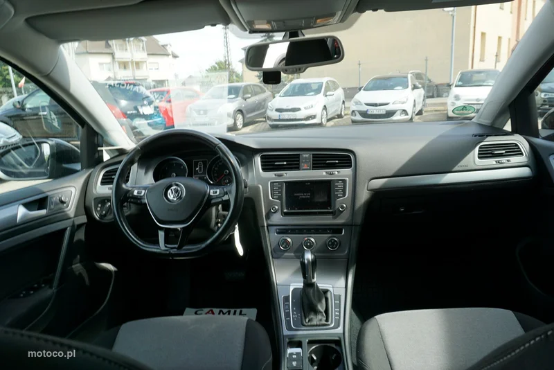 Volkswagen Golf VII 14
