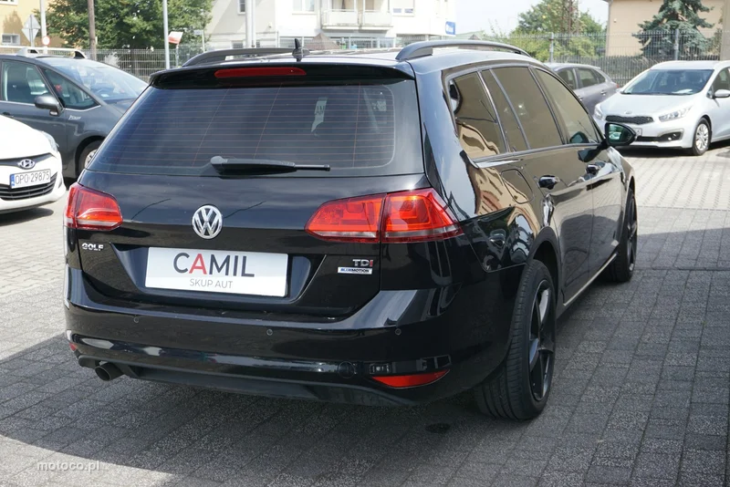 Volkswagen Golf VII 4