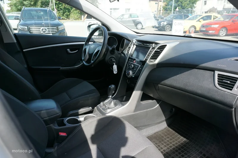 Hyundai i30 16