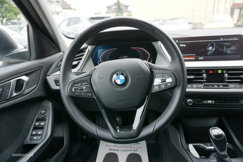 BMW Seria 1 F40 118 14