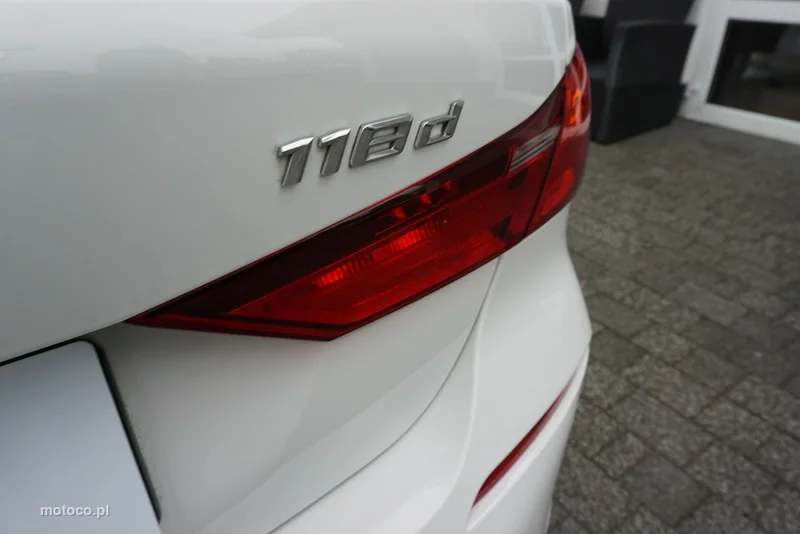 BMW Seria 1 F40 118 16