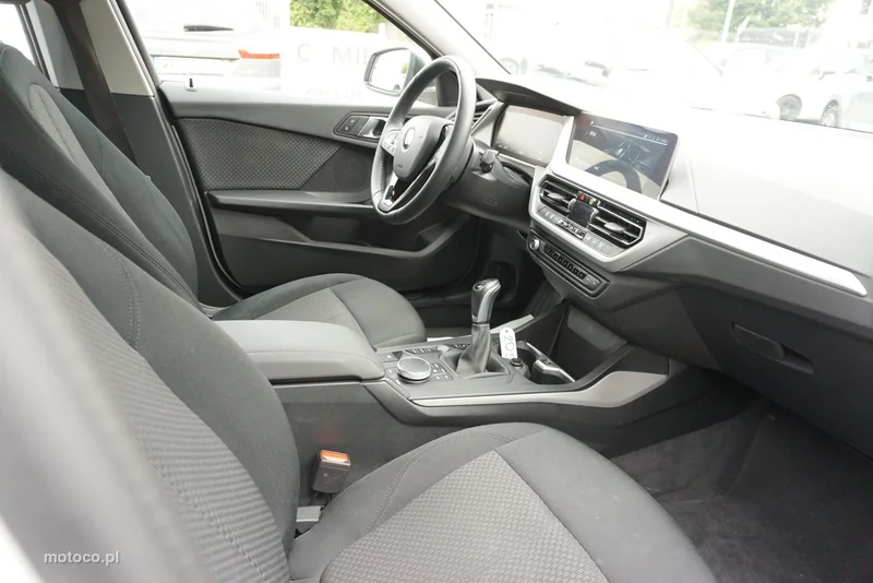 BMW Seria 1 F40 118 19