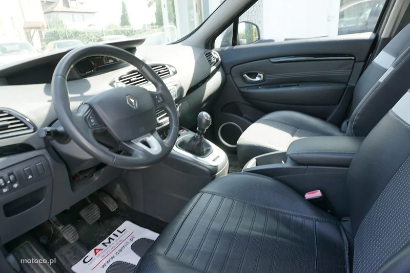 Renault Clio III 10