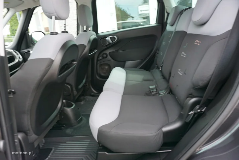 Fiat 500L 13