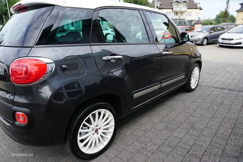 Fiat 500L 19