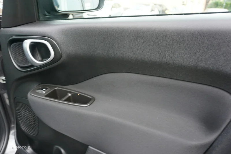Fiat 500L 22