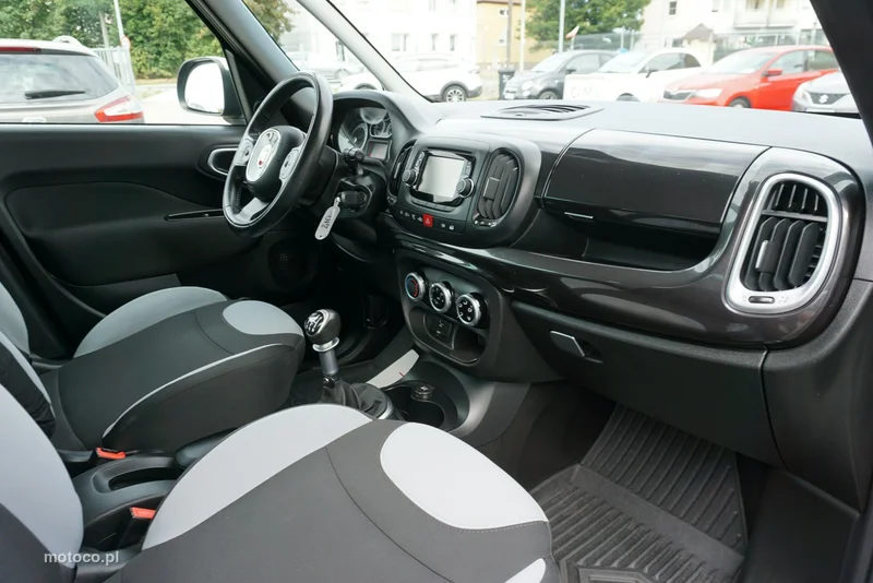Fiat 500L 23