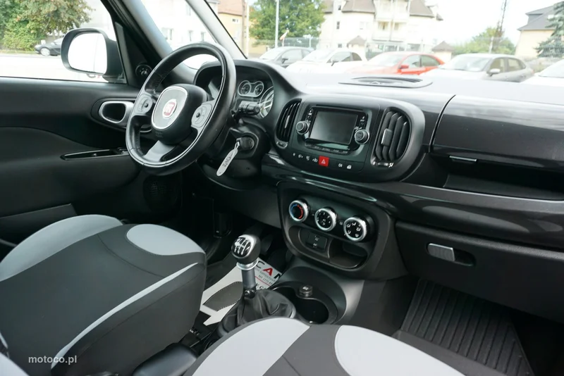 Fiat 500L 24