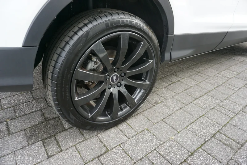 Ford Kuga II 24