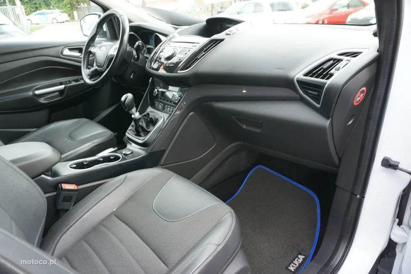 Ford Kuga II 28