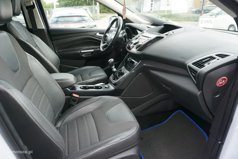 Ford Kuga II 29