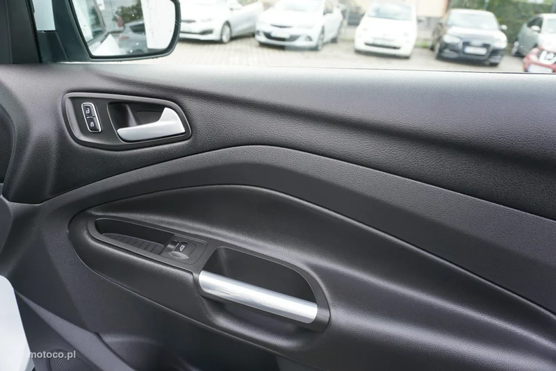 Ford Kuga II 30