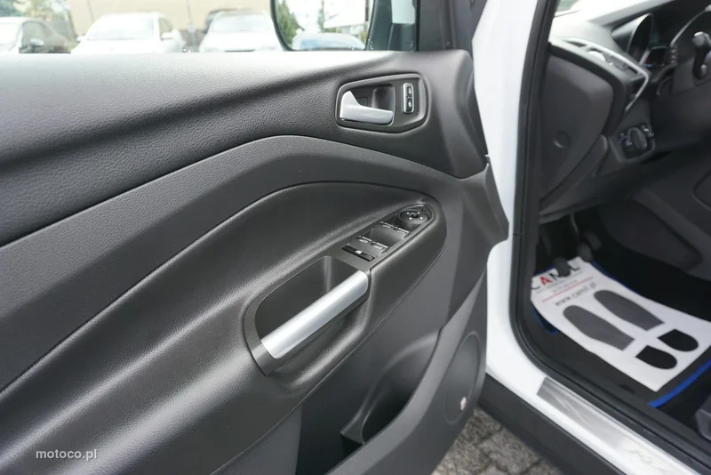 Ford Kuga II 8
