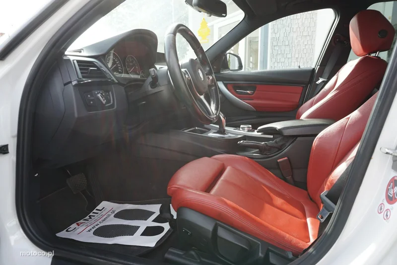 BMW Seria 3 F30 335 9