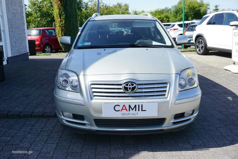 Toyota Avensis T25 2