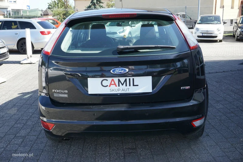Ford Focus III 6