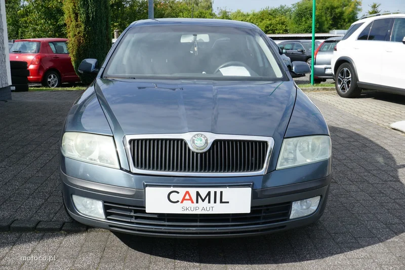 Skoda Octavia II 2