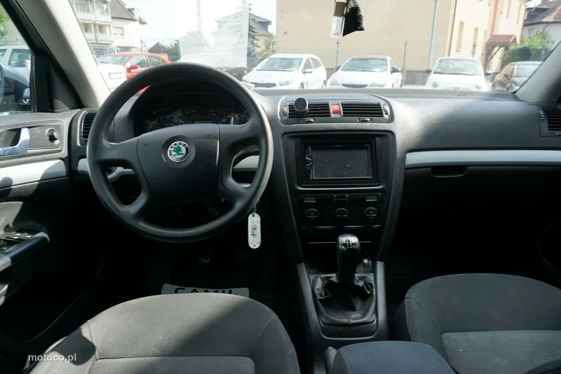 Skoda Octavia II 12