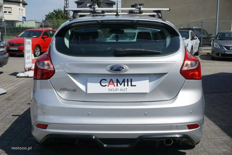 Ford Focus III 6