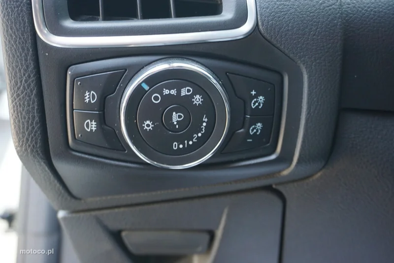 Ford Focus III 9