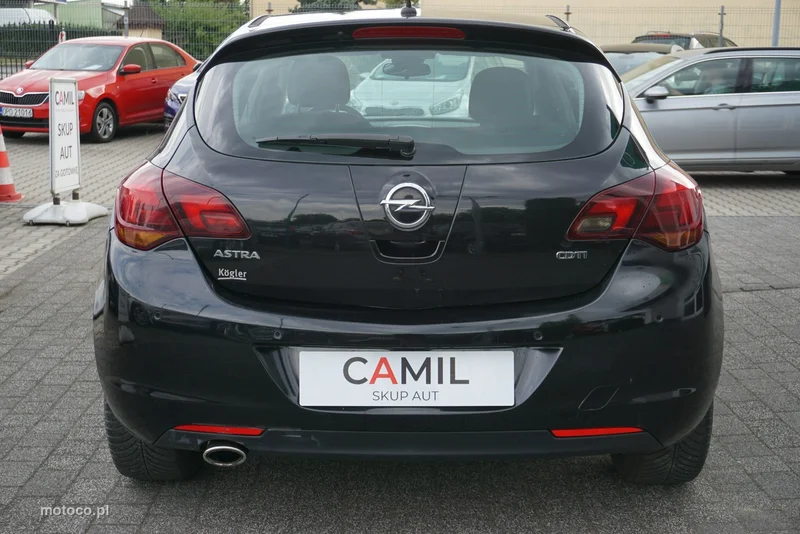 Opel Astra J 5