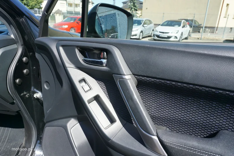 Subaru Forester 25