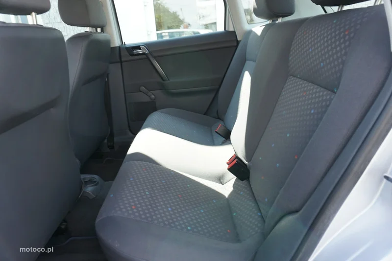 Volkswagen Polo IV 9N 14