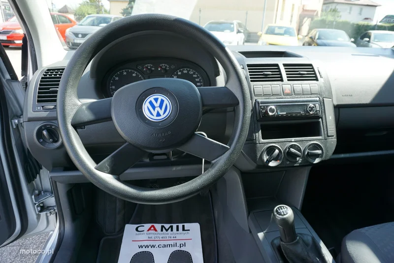 Volkswagen Polo IV 9N 15