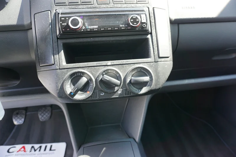 Volkswagen Polo IV 9N 17