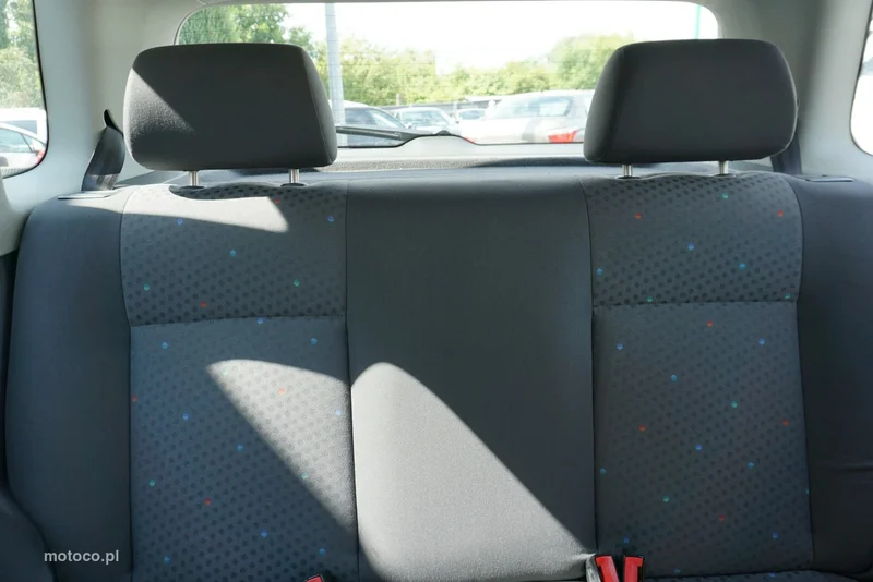 Volkswagen Polo IV 9N 22