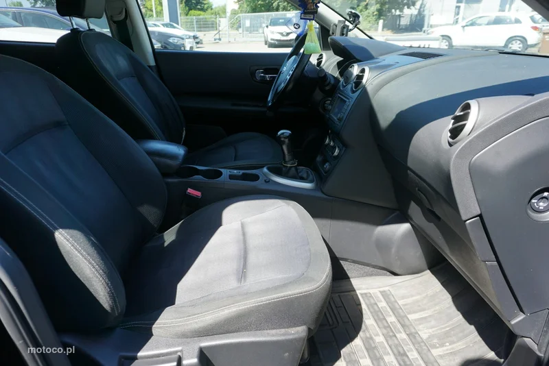 Nissan Qashqai 15