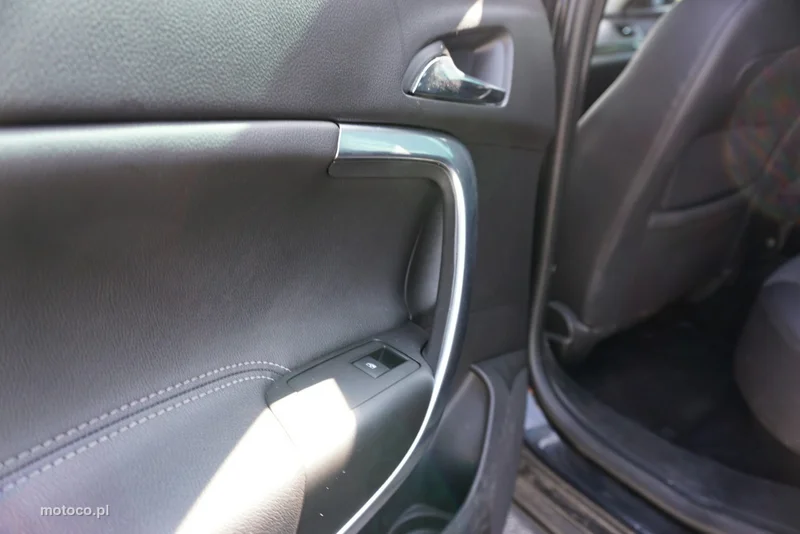 Opel Insignia A 13